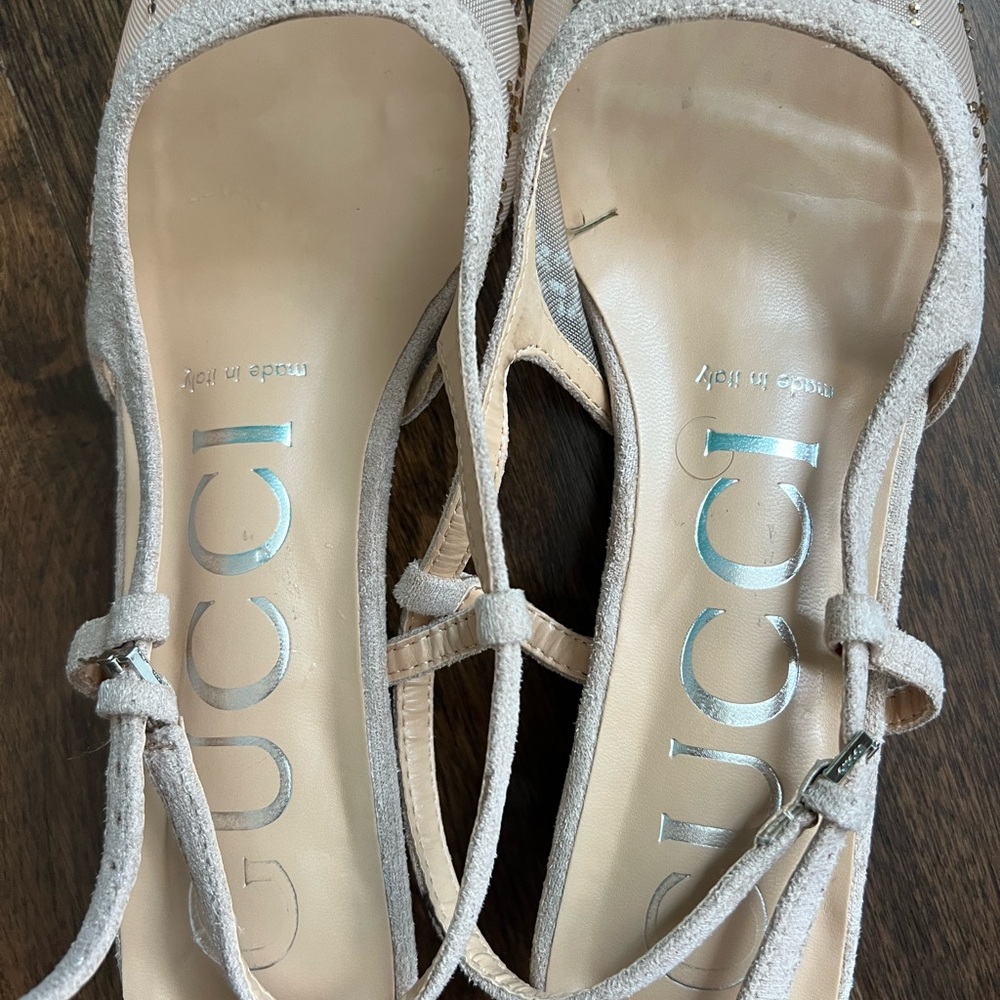 Gucci Nude Heels with Silver Accents - Picture 7 of 15